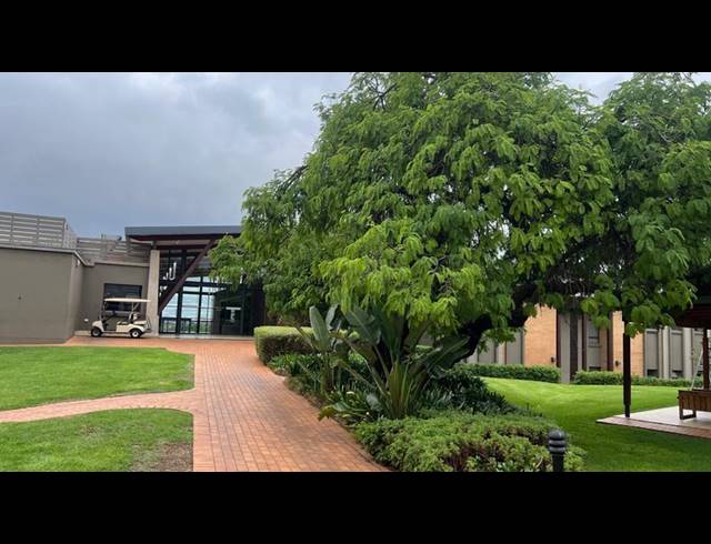 1 BEDROOM COMPLEX FOR SALE IN RETIRE AT MIDSTREAM